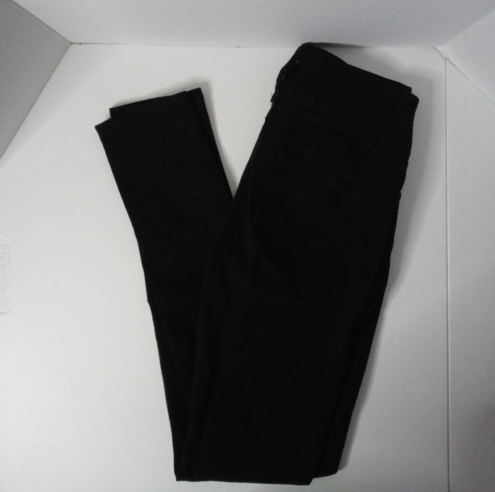 Ling's jeans size 3/4 black jeans